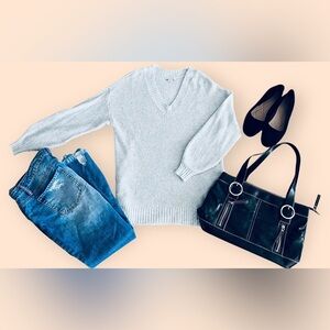 American Eagle Outfitters Gray V-Neck Sweater